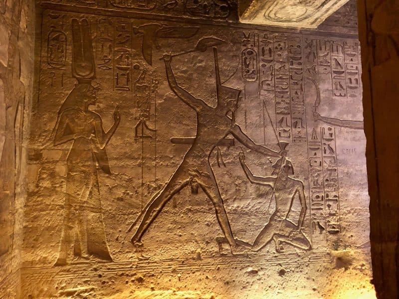 Lire les hiéroglyphes : juste assez pour s'amuser