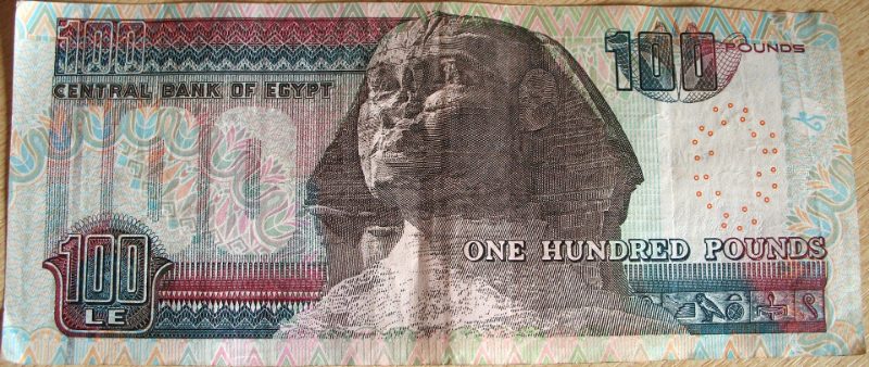 Les pourboires en Égypte : à qui, combien, et quand s'abstenir
