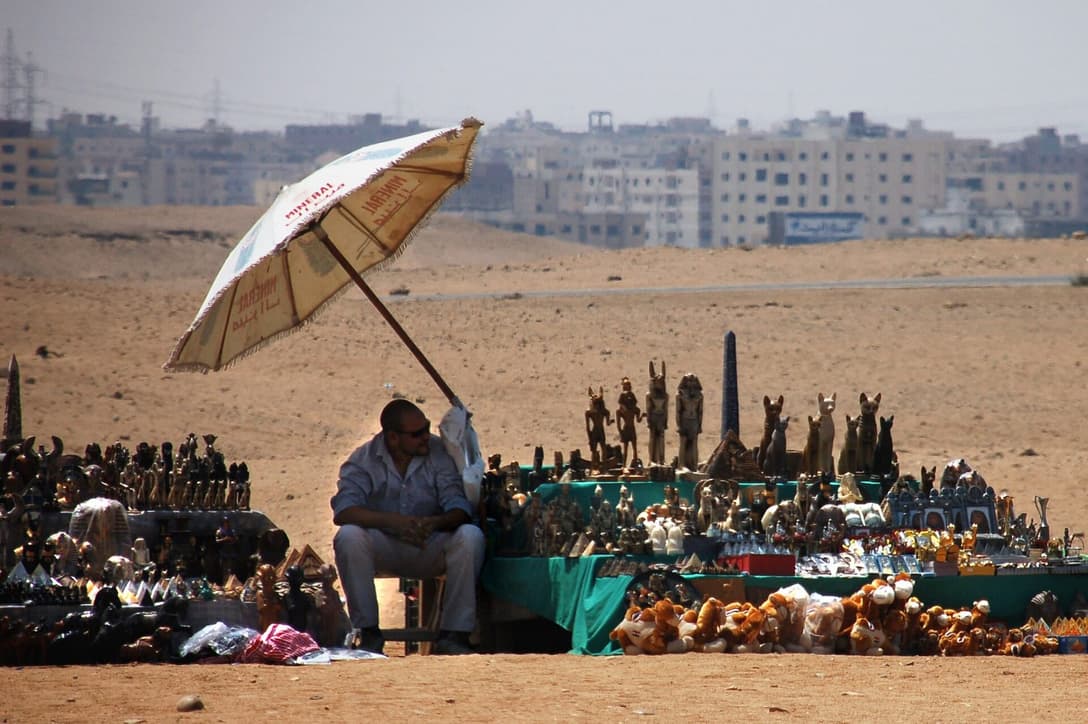 Le Caire en avion — pyramides et musée en une journée — photo 3
