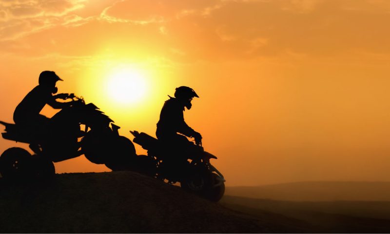 Safari en quad au coucher du soleil