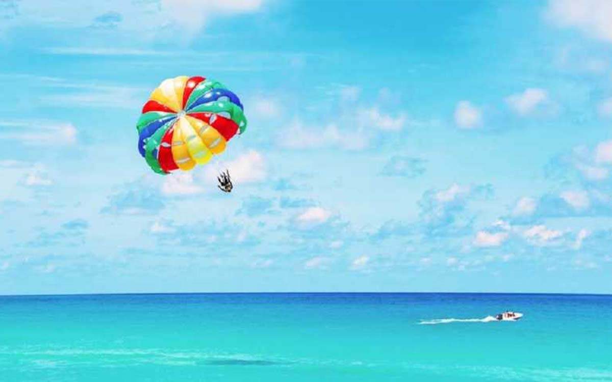 Parachute ascensionnel au-dessus de la mer Rouge — photo 4