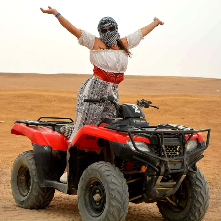 Safari dans le désert — Quad dans le désert