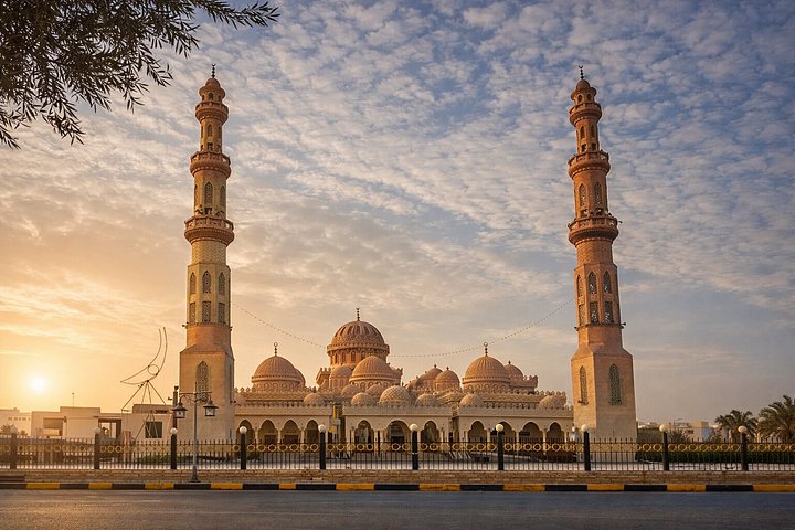 Mosquée — Grande mosquée Al-Mina à Hurghada